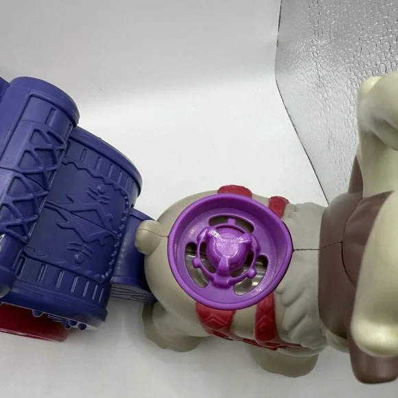 Fisher Price Little People Disney FROZEN Anna Elsa Kristoff & Sven Wagon Playset - Picture 9 of 16